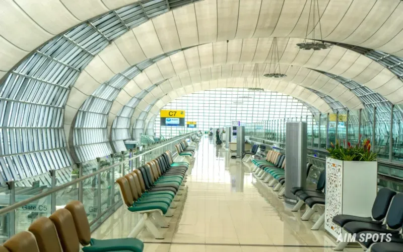 Suvarnabhumi Airport departure hall