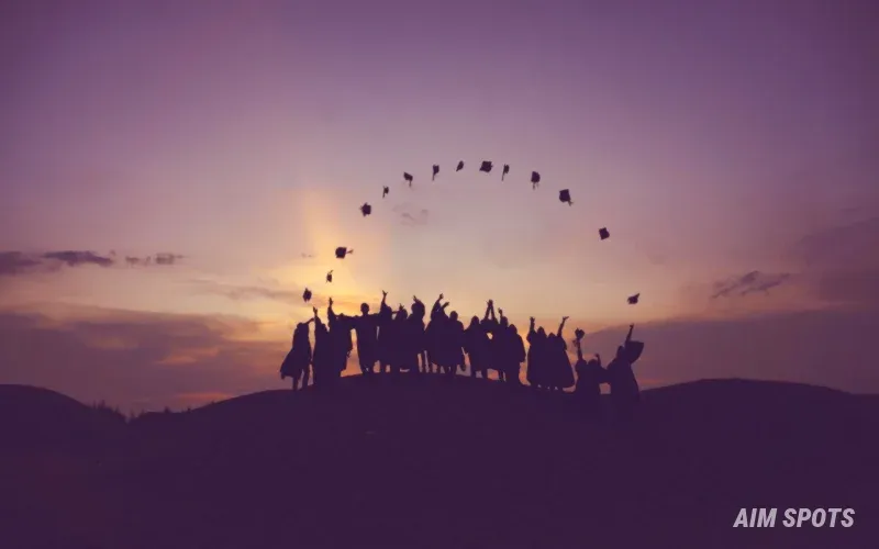 graduation ceremony cap throw