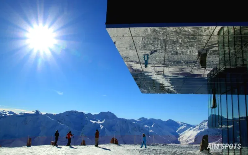 modern ski lift with bubble cover